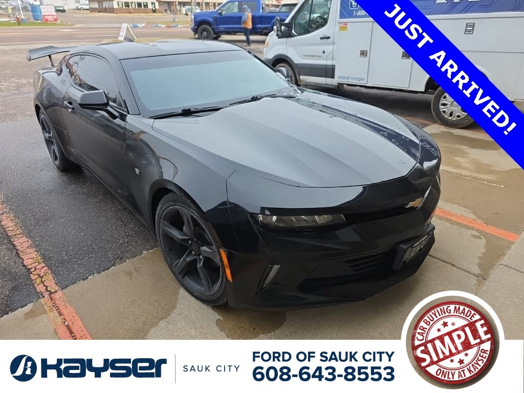 2017 Chevrolet Camaro 1LT Coupe RWD
