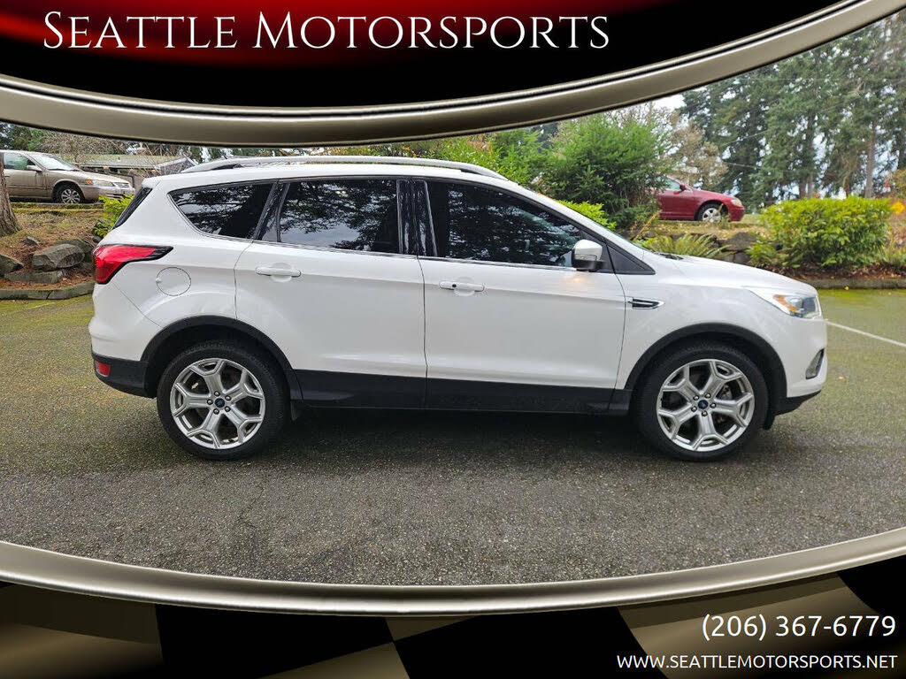 2019 Ford Escape Titanium AWD