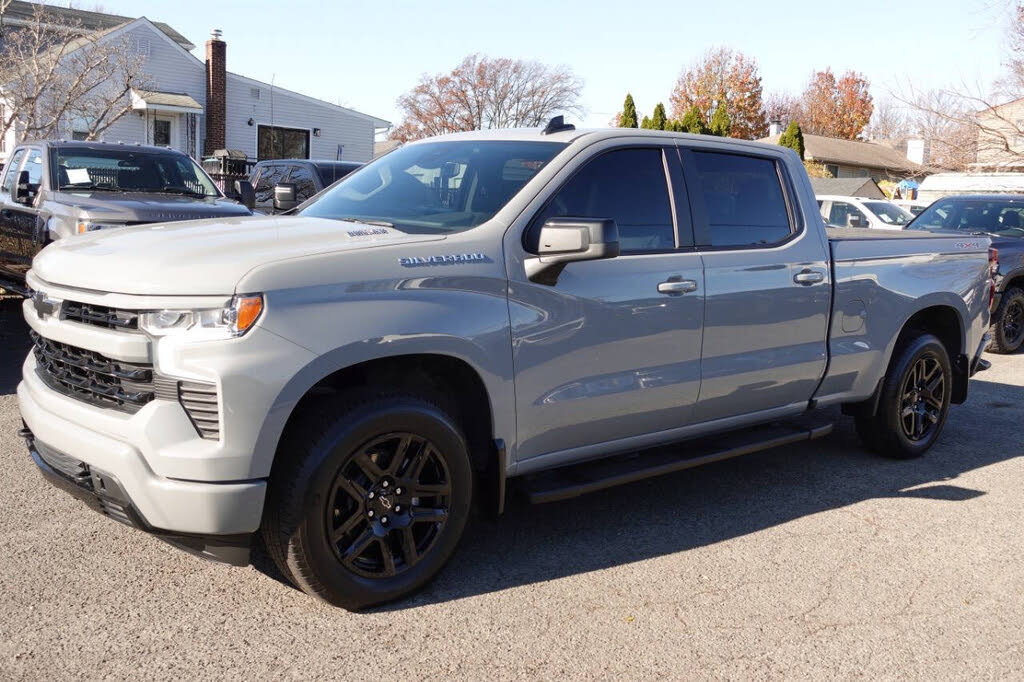 2024 Chevrolet Silverado 1500 RST Crew Cab 4WD