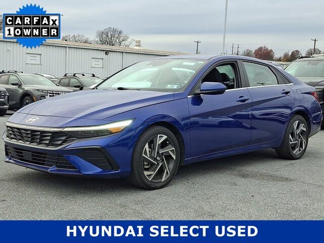 2024 Hyundai Elantra SEL FWD