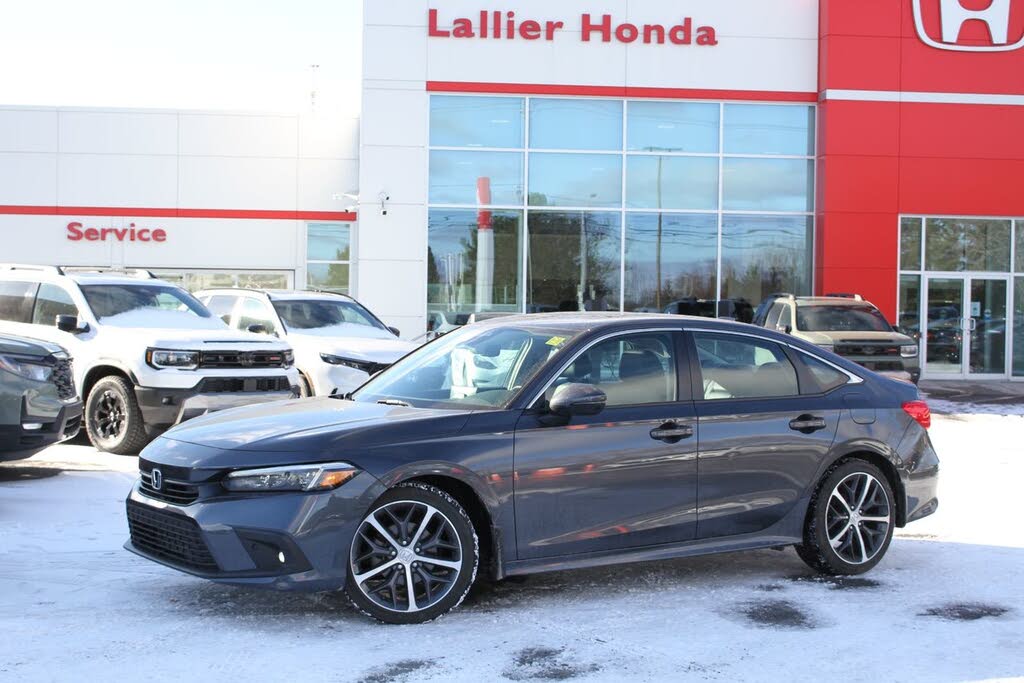 2022 Honda Civic Touring FWD