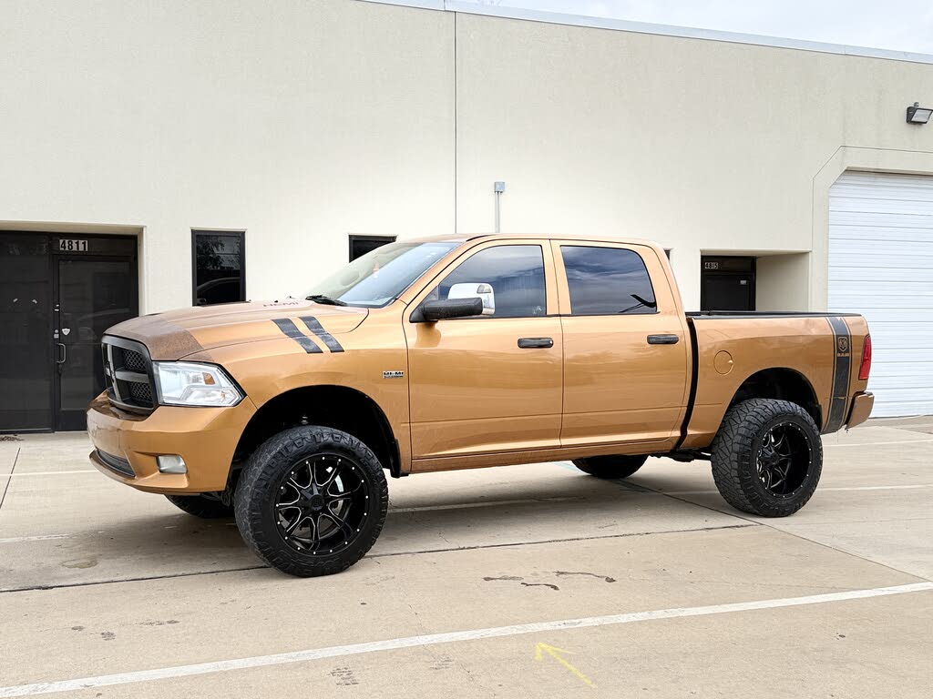 2012 RAM 1500 Express Crew Cab 4WD