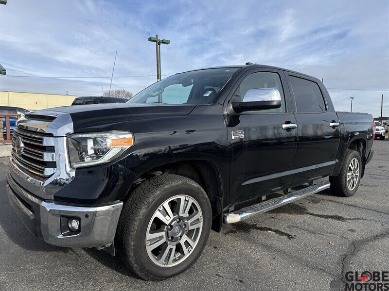 2019 Toyota Tundra Platinum CrewMax 5.7L 4WD