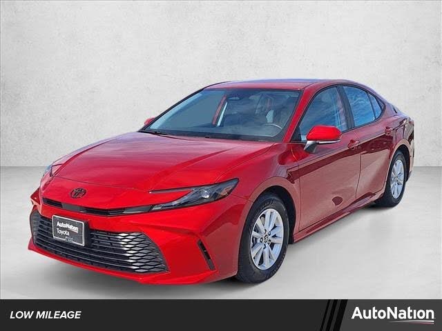 2025 Toyota Camry LE FWD