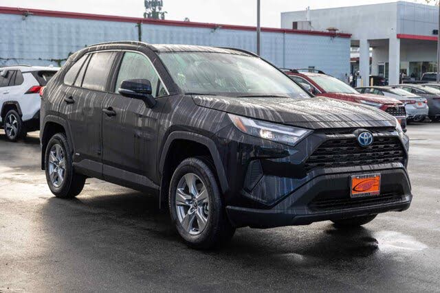 2025 Toyota RAV4 Hybrid XLE AWD