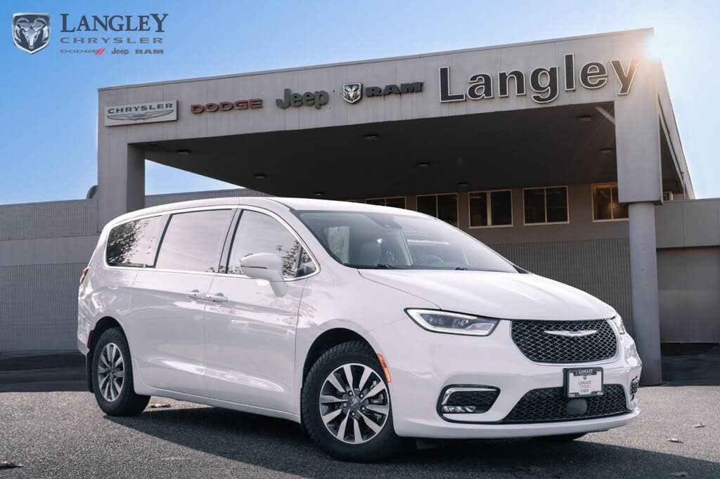 2022 Chrysler Pacifica Hybrid Touring L FWD