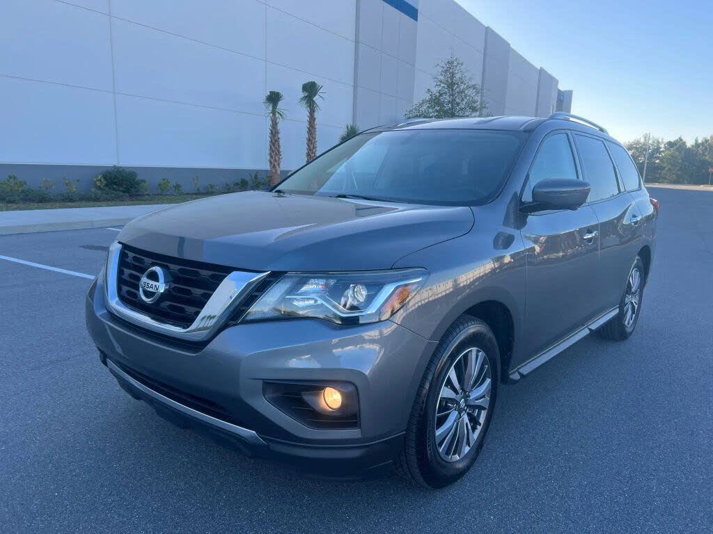 2019 Nissan Pathfinder SL FWD