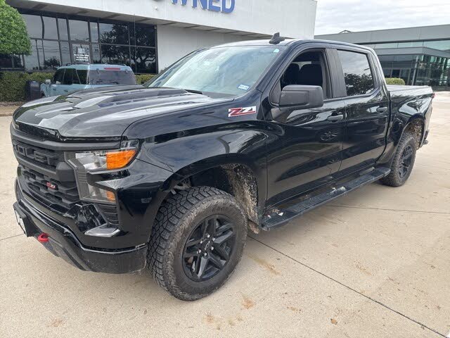 2024 Chevrolet Silverado 1500 Custom Trail Boss Crew Cab 4WD