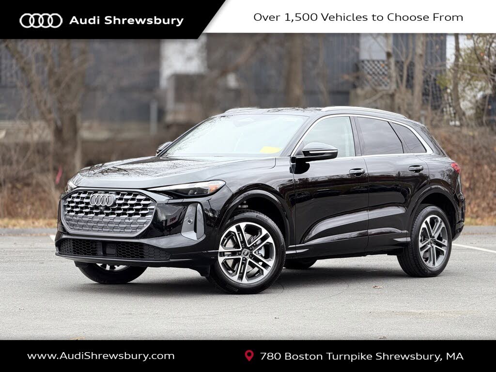 2025 Audi Q5 quattro Premium 40 TFSI