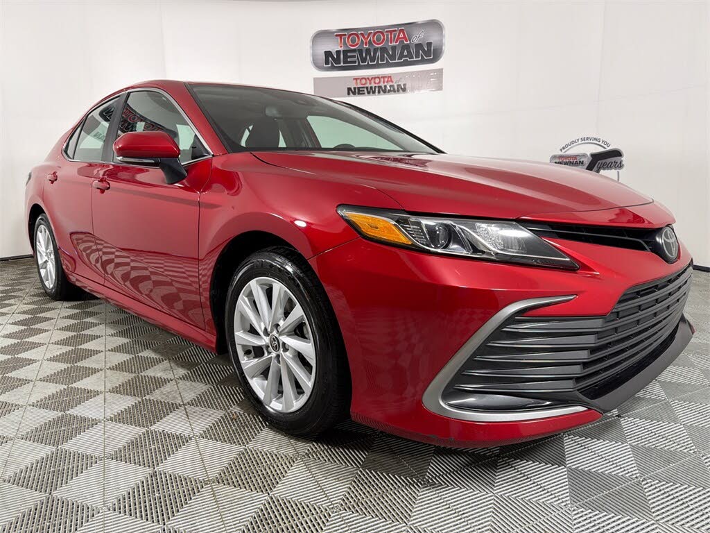 2023 Toyota Camry LE FWD