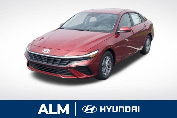 2026 Hyundai Elantra SE FWD