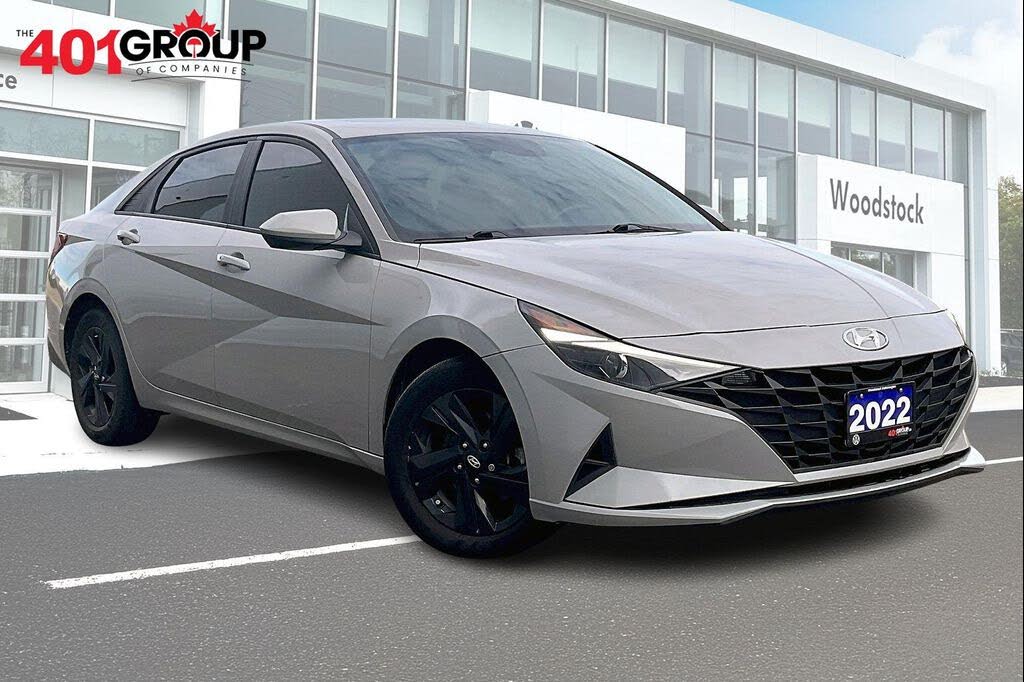 2022 Hyundai Elantra Preferred FWD