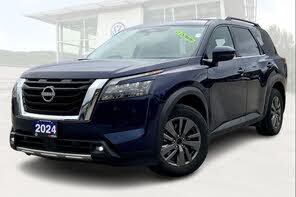 Nissan Pathfinder SV 4WD