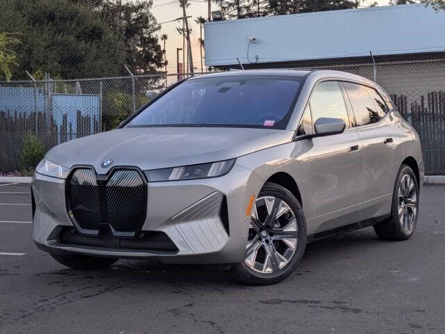 2026 BMW iX xDrive60
