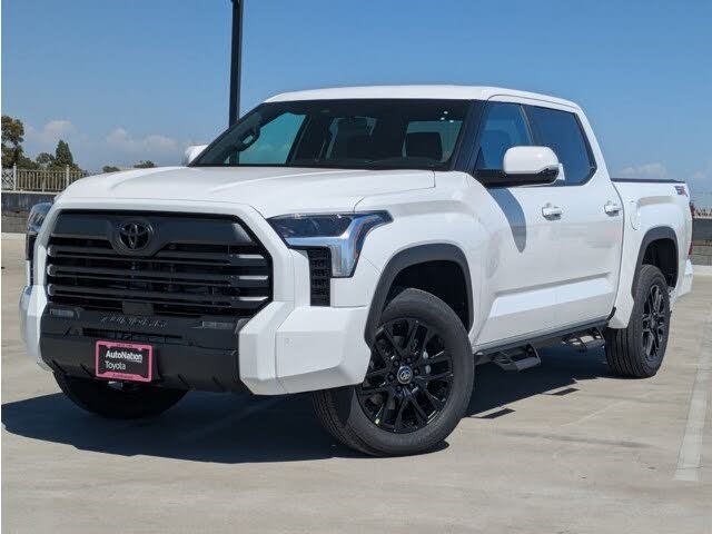 2026 Toyota Tundra SR5 CrewMax Cab 4WD