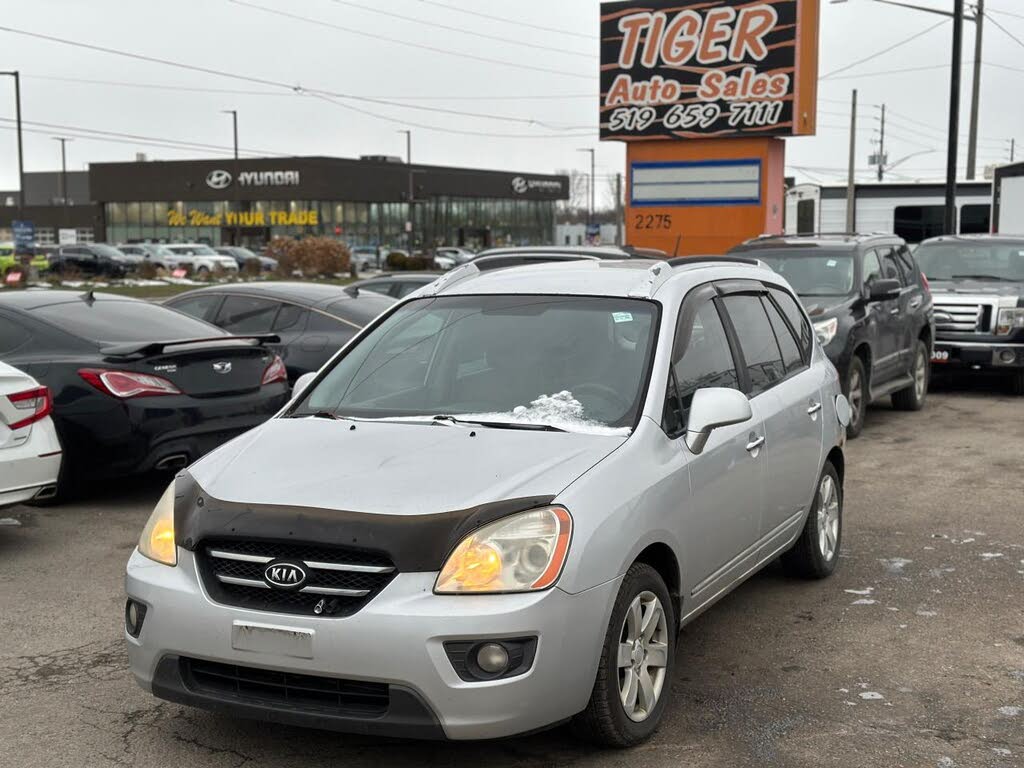 2007 Kia Rondo LX