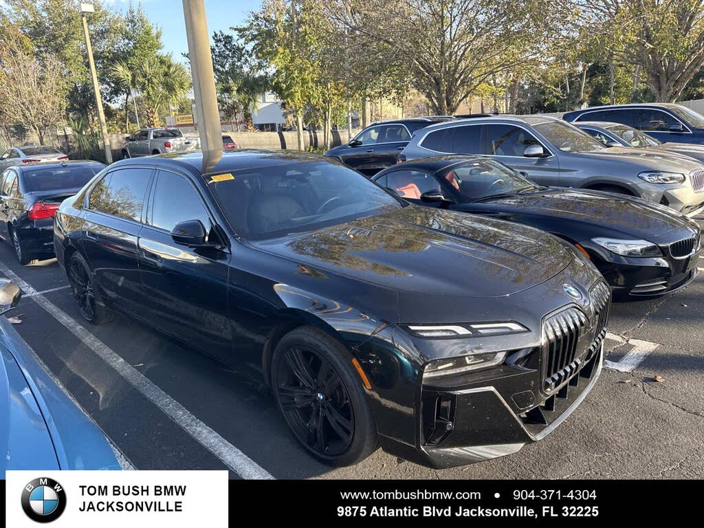 2023 BMW 7 Series 740i RWD