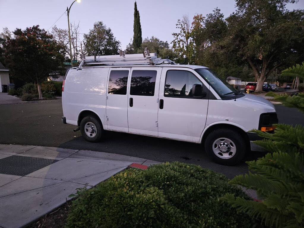 2015 Chevrolet Express Cargo 2500 RWD