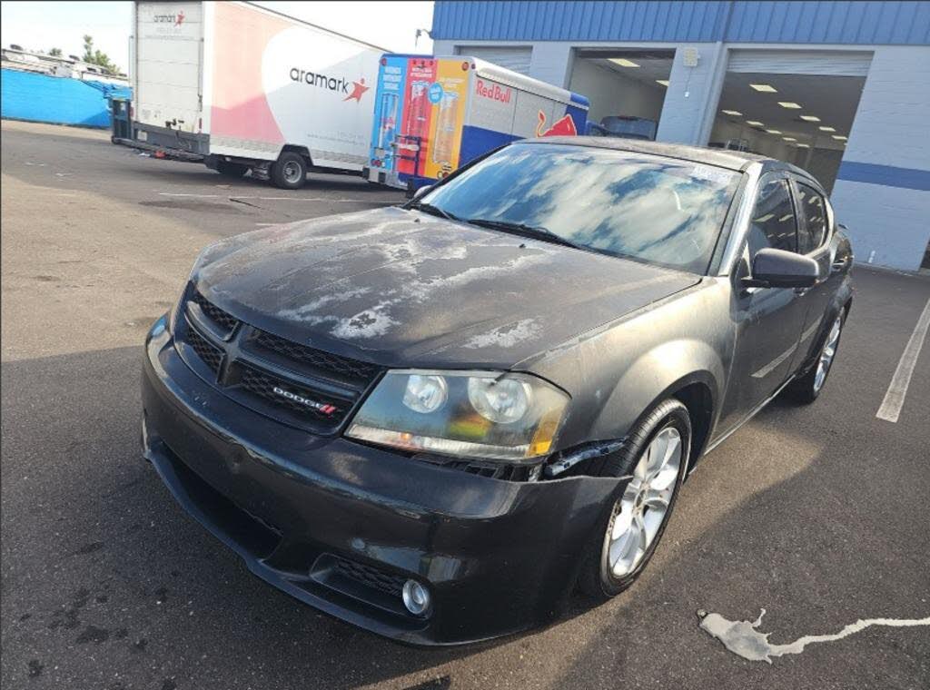 2012 Dodge Avenger R/T FWD