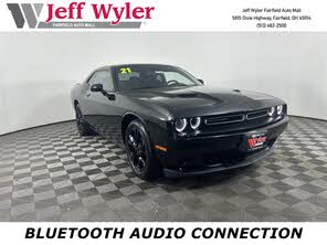 Dodge Challenger SXT AWD