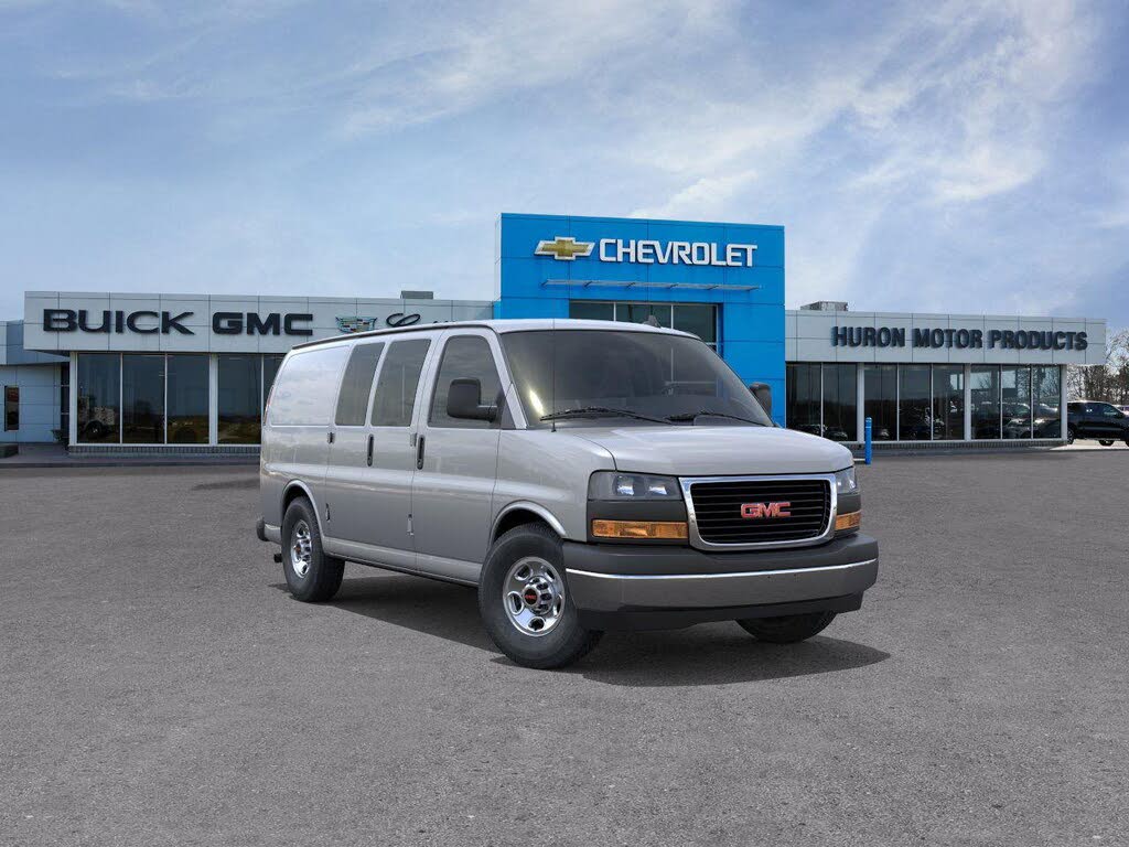 2025 GMC Savana Cargo 2500 RWD