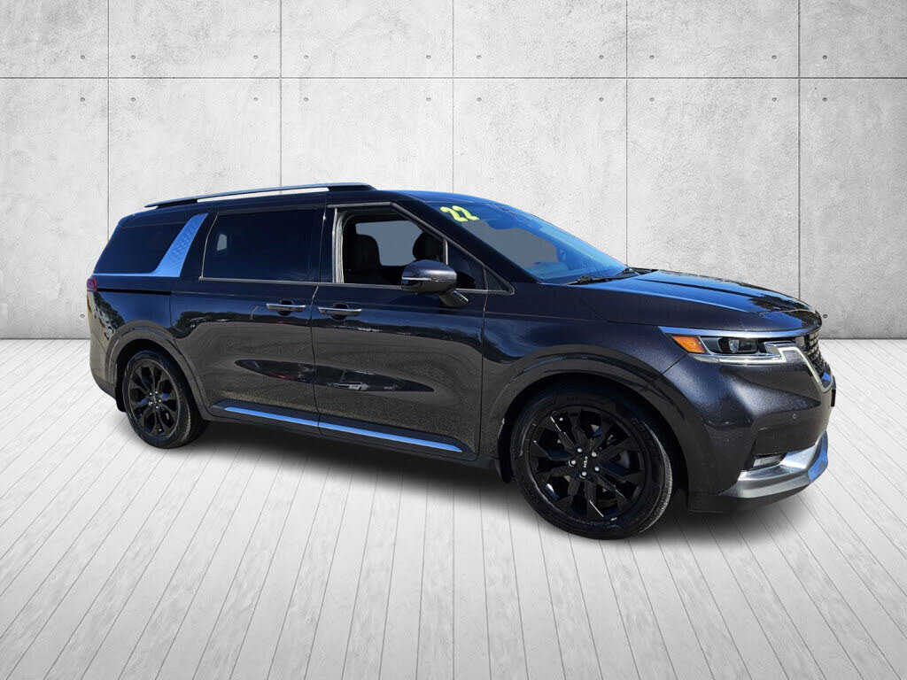 2022 Kia Carnival SX FWD