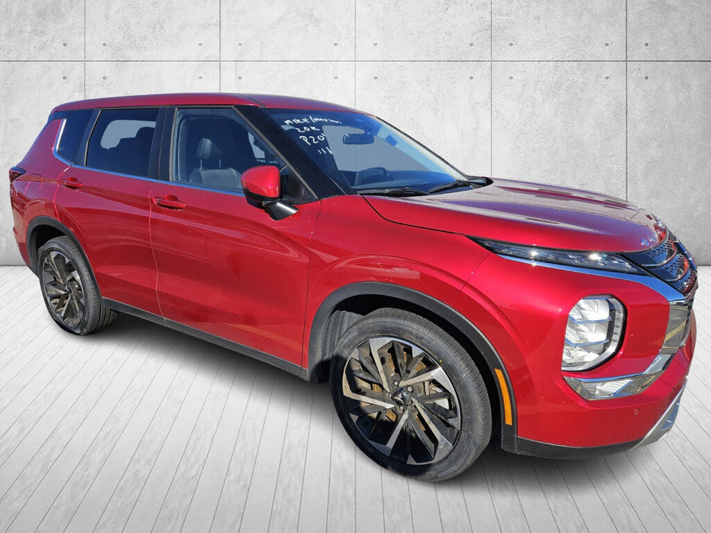 2023 Mitsubishi Outlander SE FWD