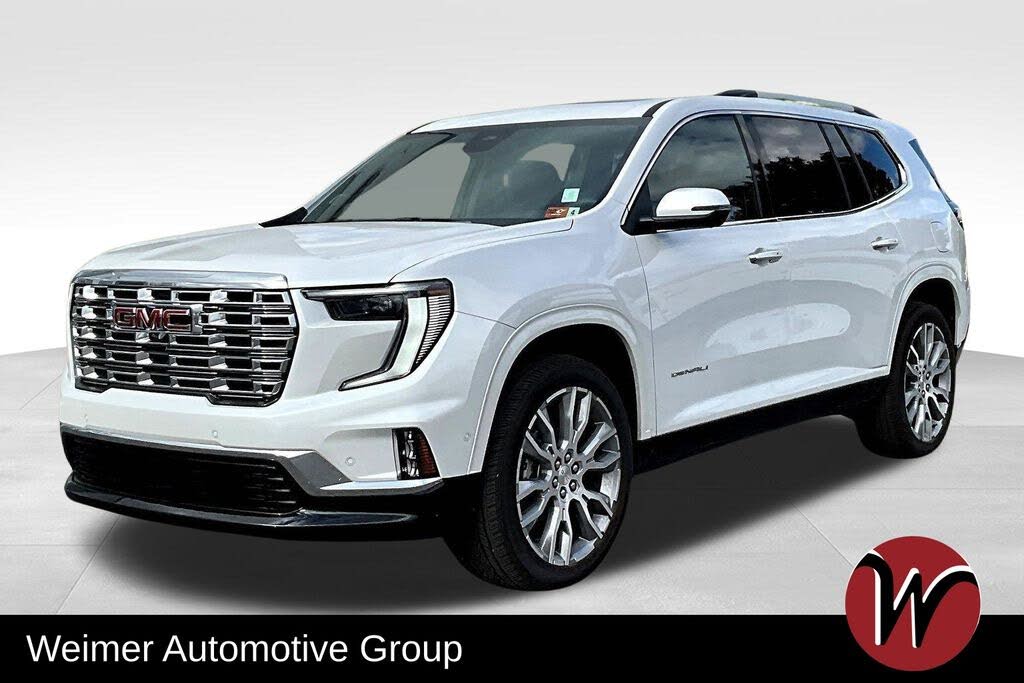 2025 GMC Acadia Denali AWD