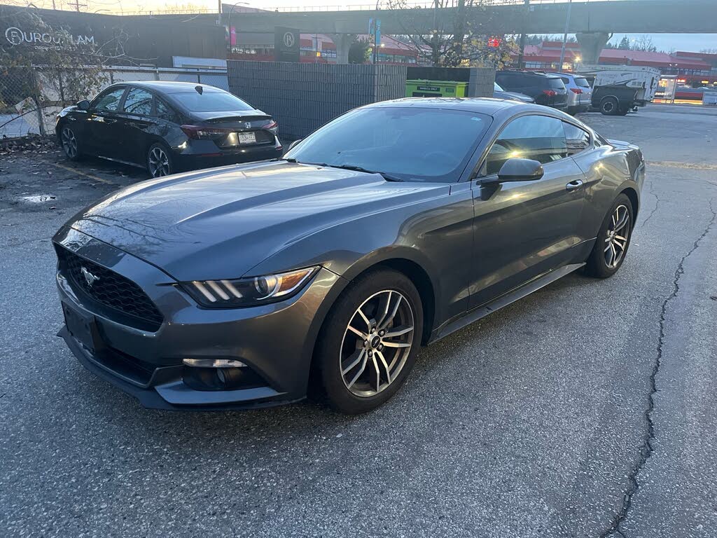 2016 Ford Mustang EcoBoost Coupe RWD