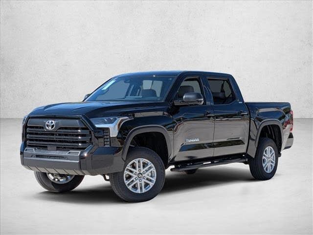 2026 Toyota Tundra SR5 CrewMax Cab 4WD