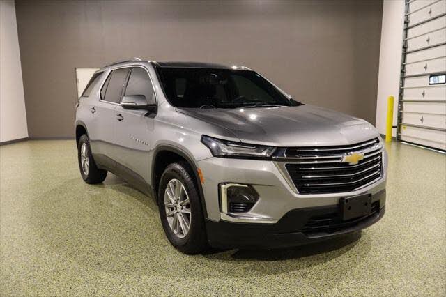 2023 Chevrolet Traverse LT Cloth FWD