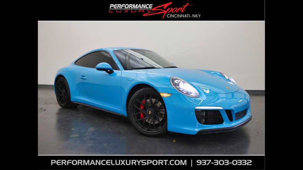 2019 Porsche 911 Carrera GTS Coupe RWD