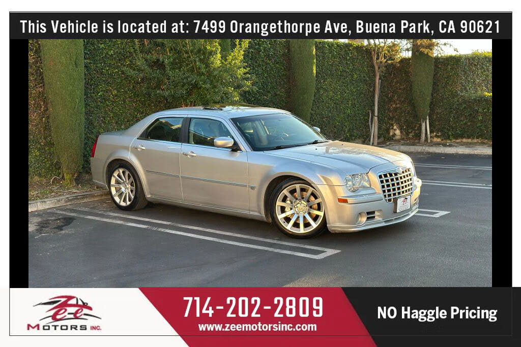 2006 Chrysler 300 SRT8 RWD