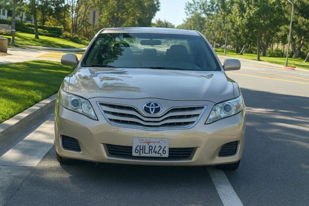 2010 Toyota Camry LE