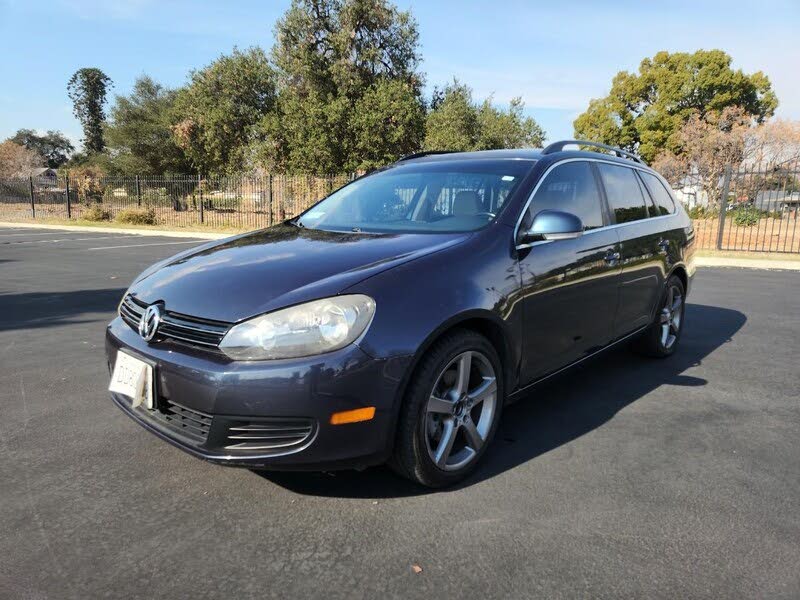 2010 Volkswagen Jetta SportWagen SE FWD