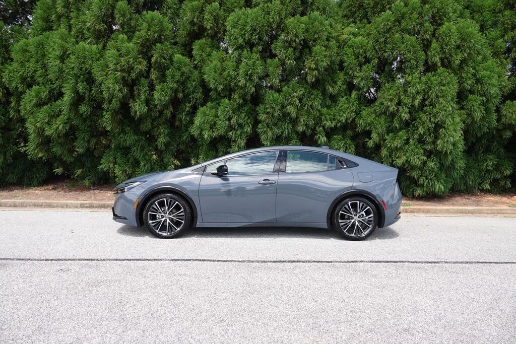 2024 Toyota Prius Limited FWD