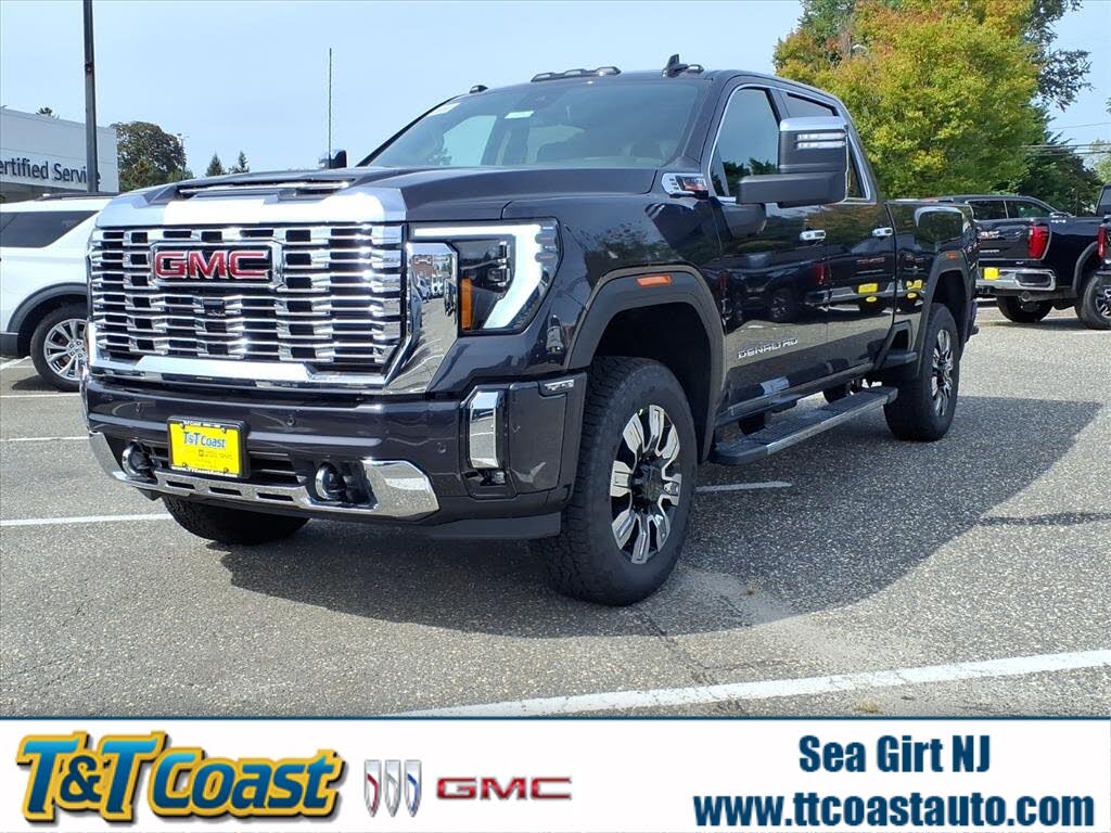 2026 GMC Sierra 2500HD Denali Crew Cab 4WD