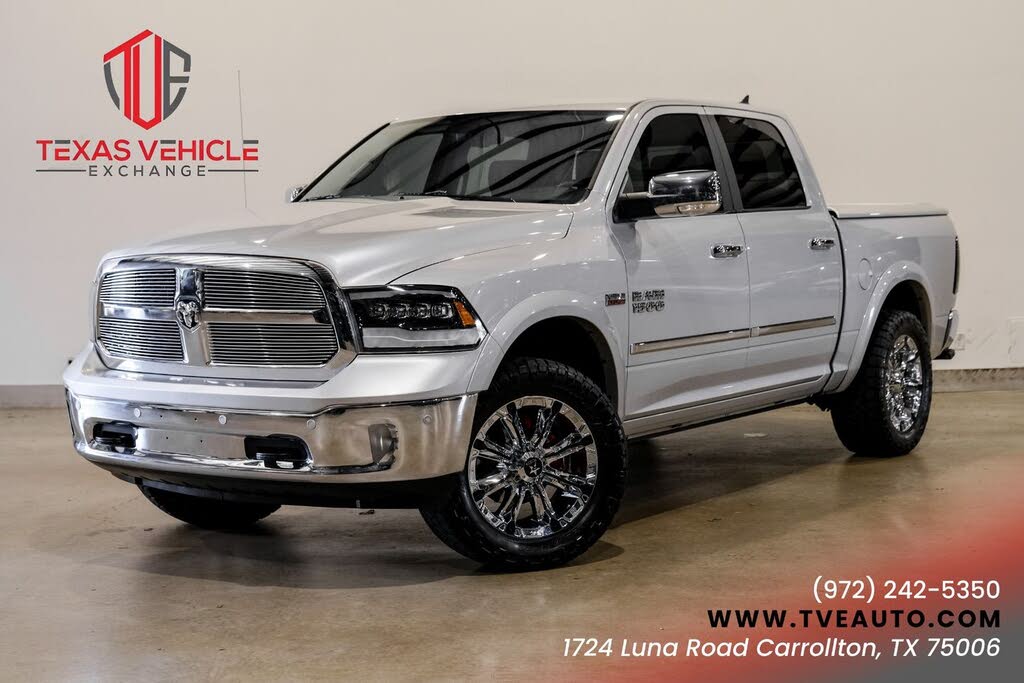 2014 RAM 1500 Laramie Crew Cab 4WD