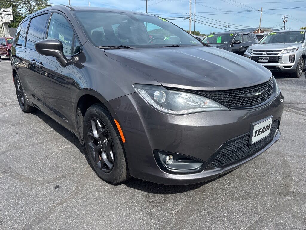 2018 Chrysler Pacifica Touring Plus FWD
