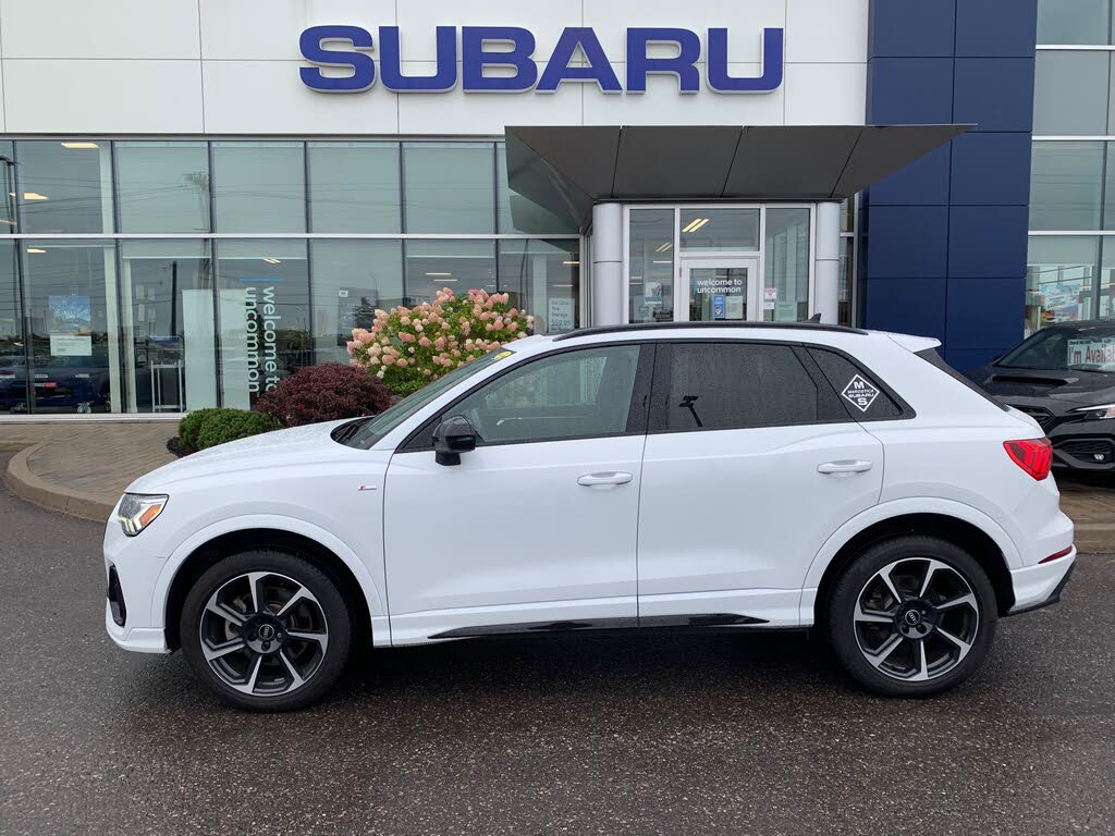 2022 Audi Q3 quattro Technik 45 TFSI