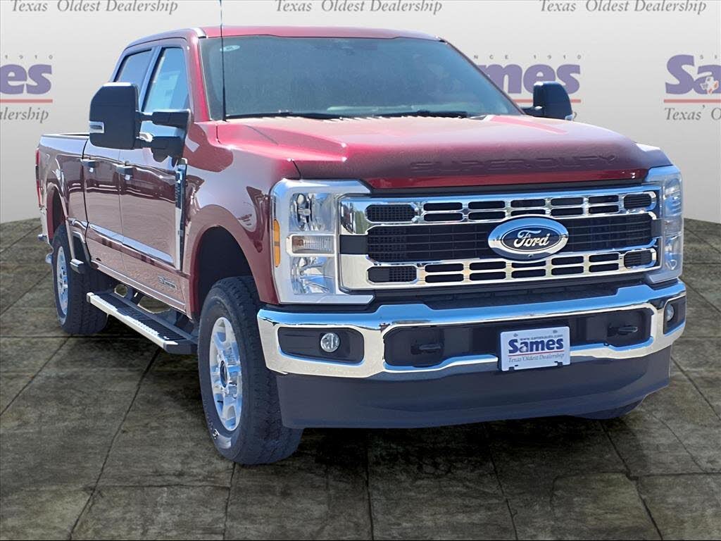 2026 Ford F-250 Super Duty XLT Crew Cab 4WD