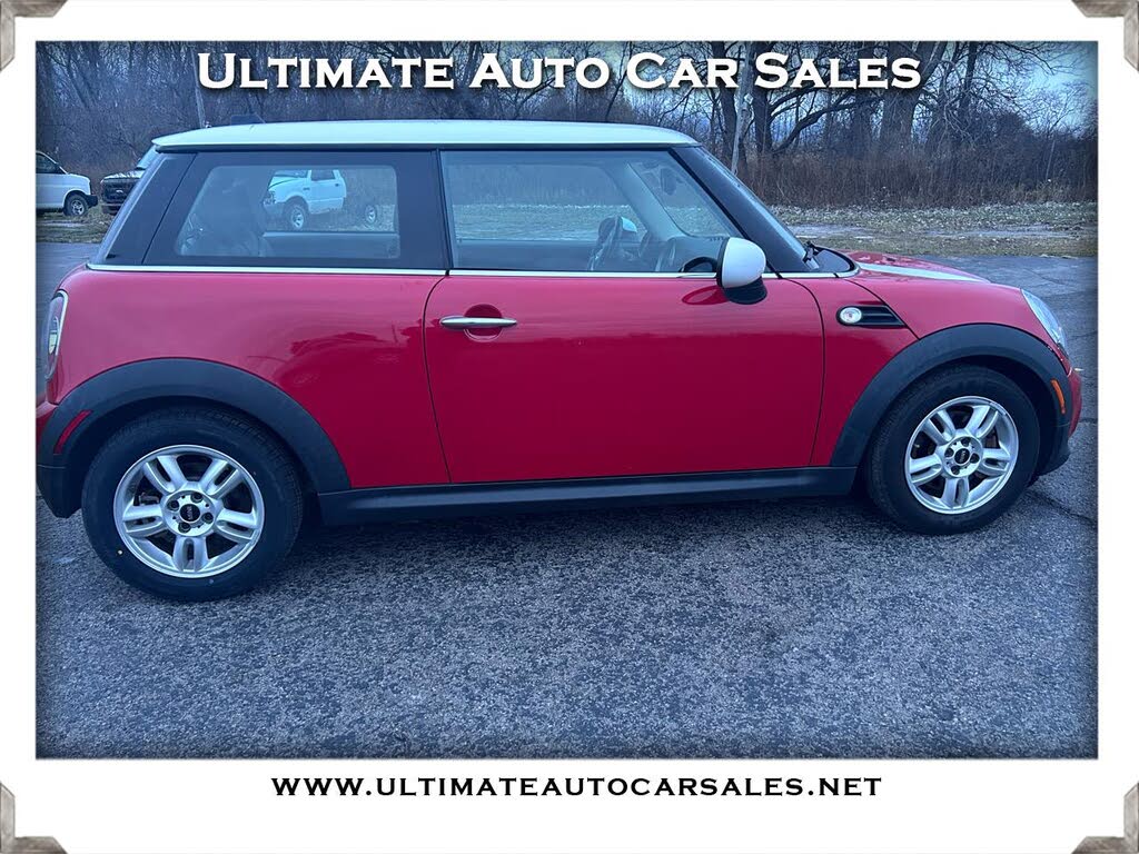 2013 MINI Cooper Hatchback FWD