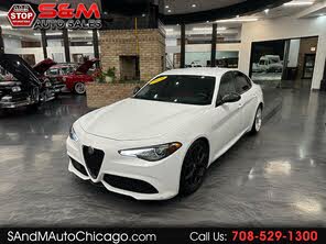 Alfa Romeo Giulia Sport RWD
