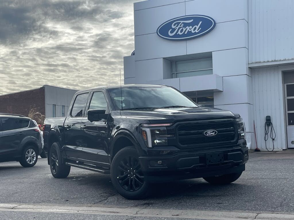 2025 Ford F-150 Lariat SuperCrew 4WD