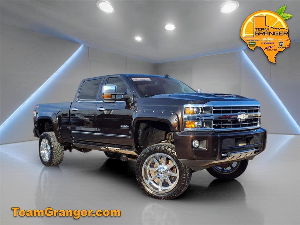2018 Chevrolet Silverado 2500HD High Country Crew Cab 4WD
