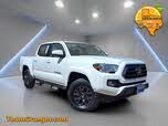 Toyota Tacoma SR5 V6 Double Cab RWD