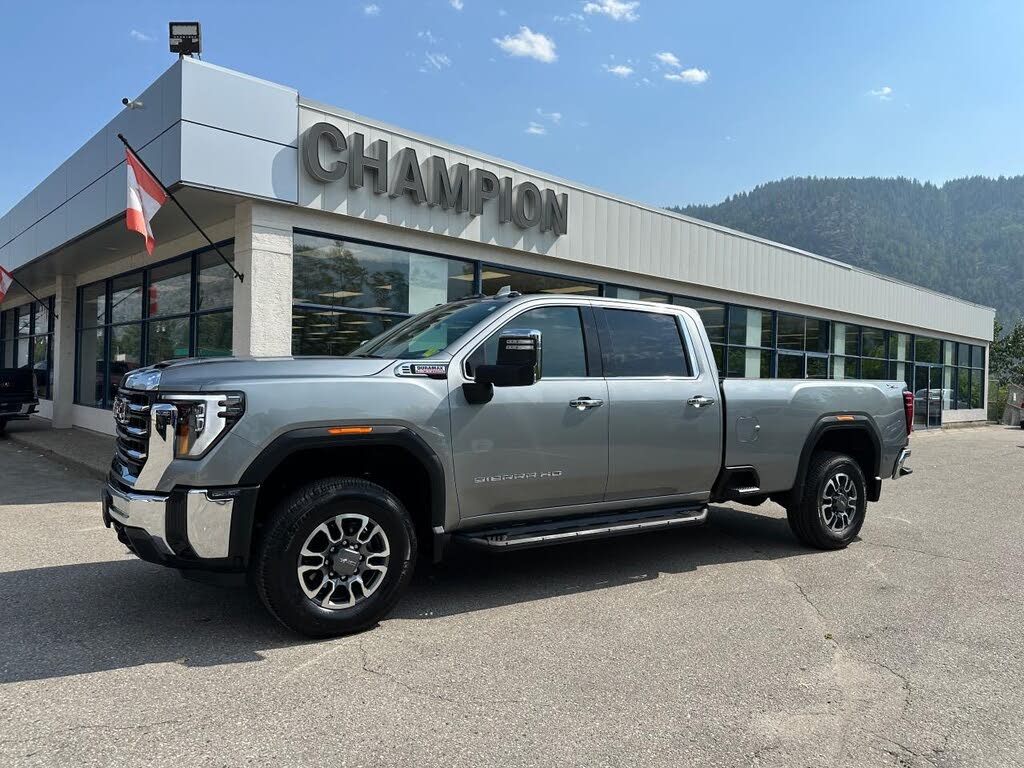 2024 GMC Sierra 2500HD SLT Crew Cab 4WD