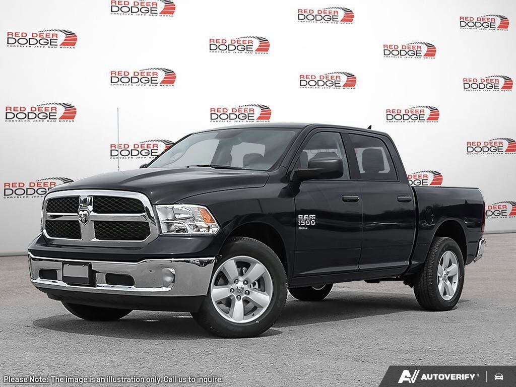 2024 RAM 1500 Classic Tradesman Crew Cab 4WD