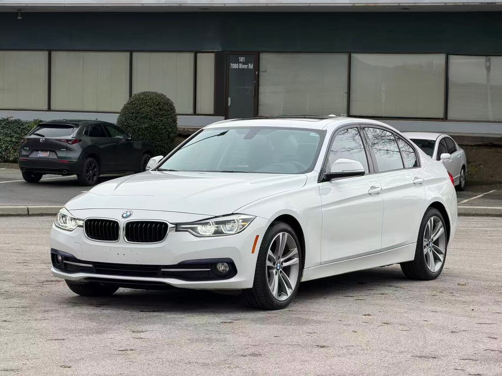 2017 BMW 3 Series 320i xDrive Sedan AWD