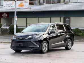 Toyota Sienna LE 8-Passenger FWD